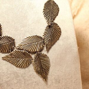 Vintage Leaves Necklace